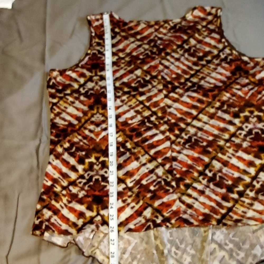 Elegant Multicolor Patterned Ruffled Front Tank Top Size 18/20 - Picture 11 of 12